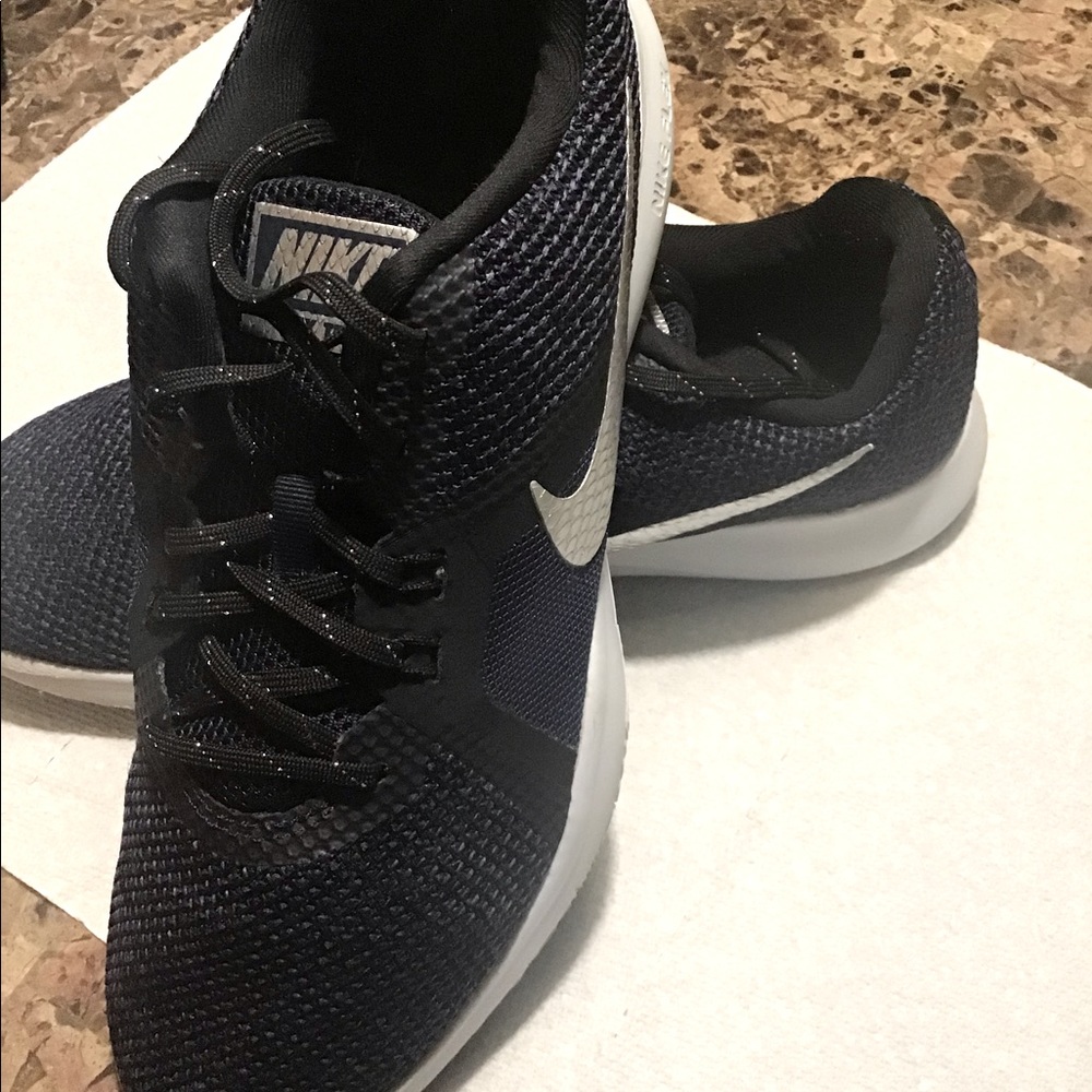 Nike (women)